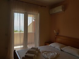 Menigos - Apartment AA5R 155-158 Coco-Mat