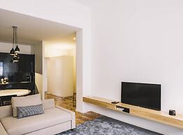 ORM- Saraiva de Carvalho apartments