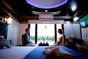 Indiavacationz Houseboat