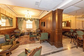 Meserret Palace Hotel