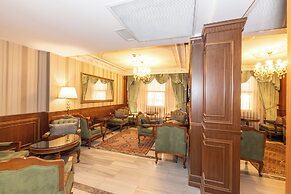 Meserret Palace Hotel