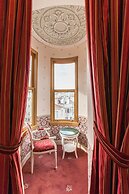 Meserret Palace Hotel