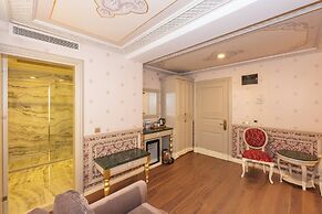 Meserret Palace Hotel