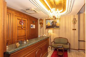Meserret Palace Hotel