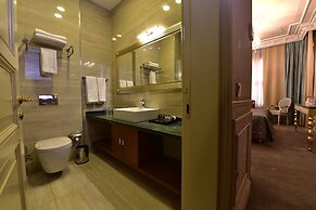 Meserret Palace Hotel