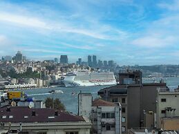 Meserret Palace Hotel