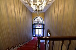 Meserret Palace Hotel