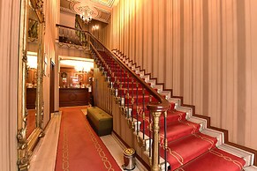 Meserret Palace Hotel