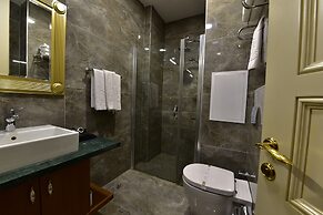 Meserret Palace Hotel