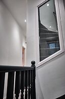 The Townhouse Simple2let Serviced Apart