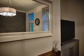 The Townhouse Simple2let Serviced Apart