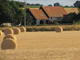 Owl Barn, Sisland - Spacious Apartment