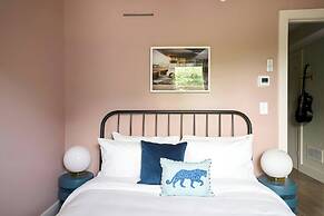 Sonder by Marriott Bonvoy The Stat Apartments Midtown