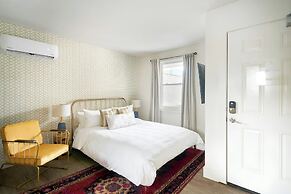 Sonder by Marriott Bonvoy The Stat Apartments Midtown