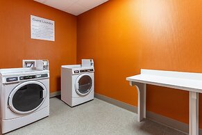 Holiday Inn Express & Suites Kearney by IHG