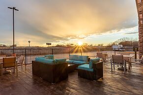 Holiday Inn Express & Suites Kearney by IHG