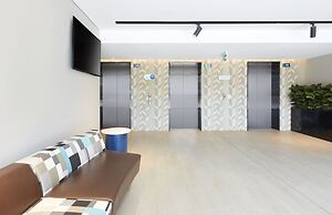 Holiday Inn Express Sydney Airport by IHG