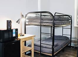 Queen Nest Hotel