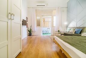 15 Ben Yehuda Studios