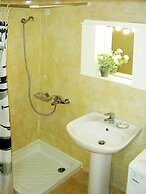 Mat Old Town Apartments