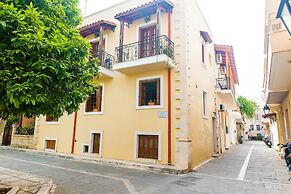 Mat Old Town Apartments