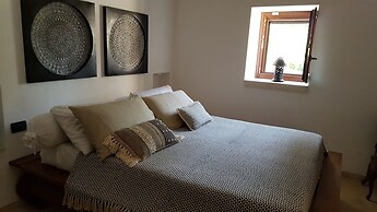 Trulli Parco Grande Con Piscina Privata