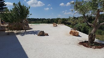 Trulli Parco Grande Con Piscina Privata