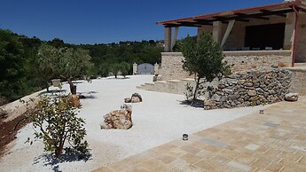 Trulli Parco Grande Con Piscina Privata