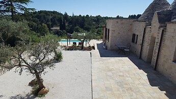Trulli Parco Grande Con Piscina Privata