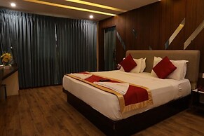 Hotel PVK Grand