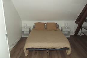 Le Domaine de Jaugy - Hostel