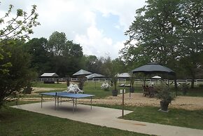 Le Domaine de Jaugy - Hostel