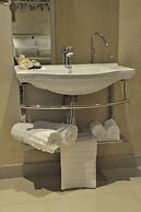 House and Heart Guest House