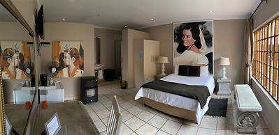 House and Heart Guest House