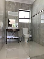 House and Heart Guest House