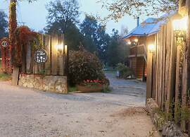 Hostal & Loft El Laurel