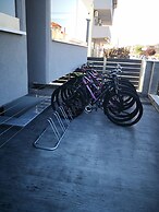 Peloton Inn