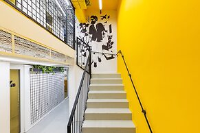 Wom Allenby Pod Hotel