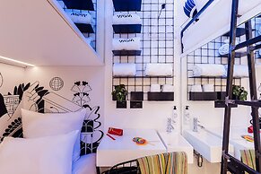 Wom Allenby Pod Hotel