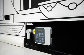 Wom Allenby Pod Hotel