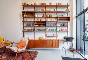 Wom Allenby Pod Hotel