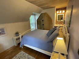 The Cottonwood Inn B&B