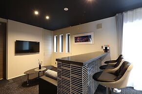 GRAND BASE Hakata City