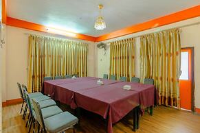 Hotel River Holiday Inn