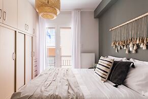 UPSTREET Delightful 1BD Apt in Plaka