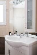 UPSTREET Delightful 1BD Apt in Plaka