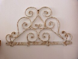 Clelia's Boutique Rooms & Suites