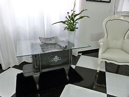 Clelia's Boutique Rooms & Suites