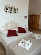 Clelia's Boutique Rooms & Suites