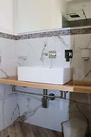 Clelia's Boutique Rooms & Suites